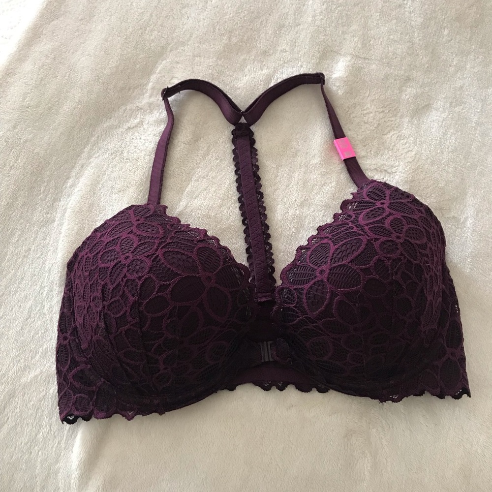 VS pink bra